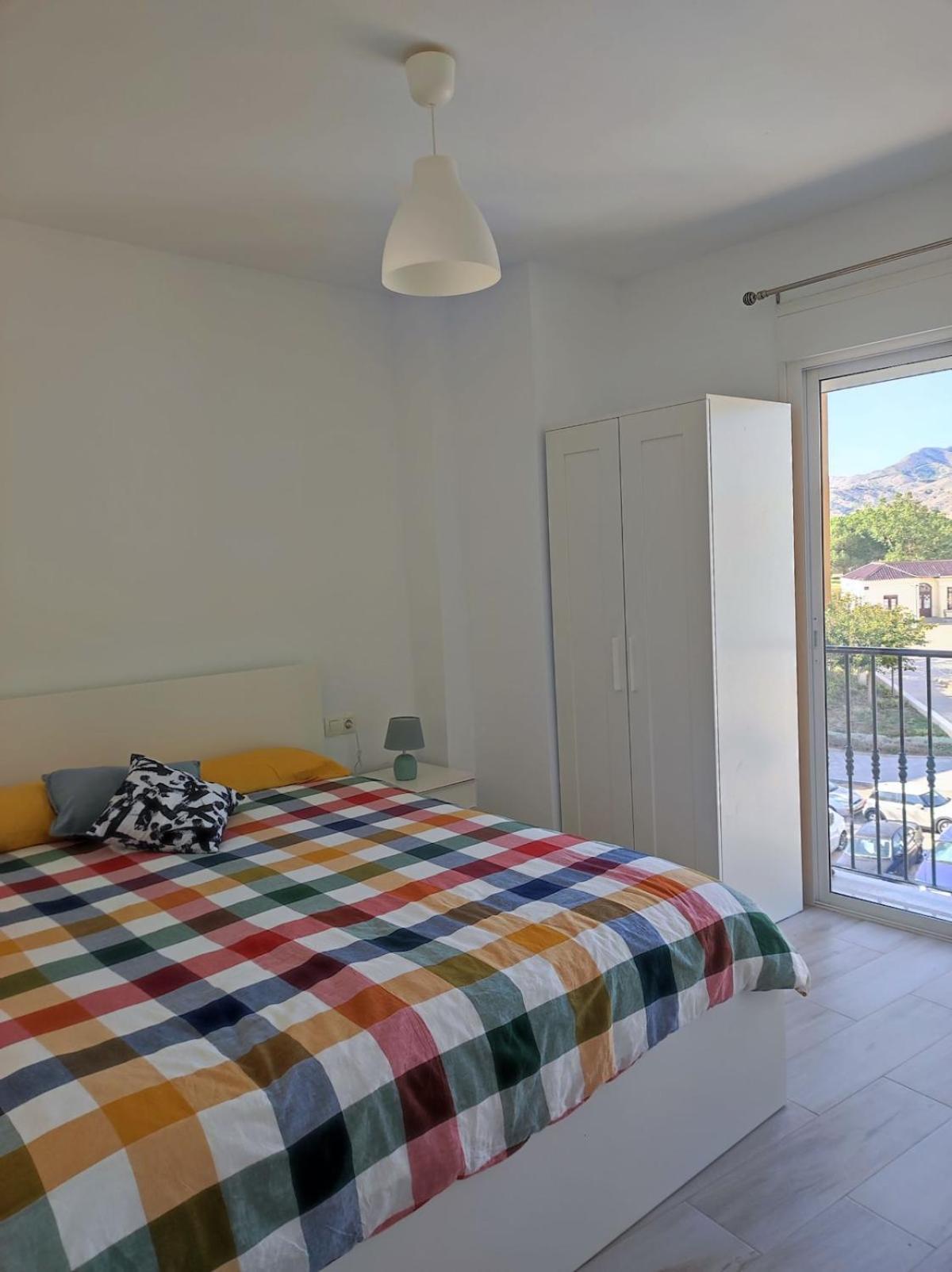 Bright Apartment In مالقة المظهر الخارجي الصورة