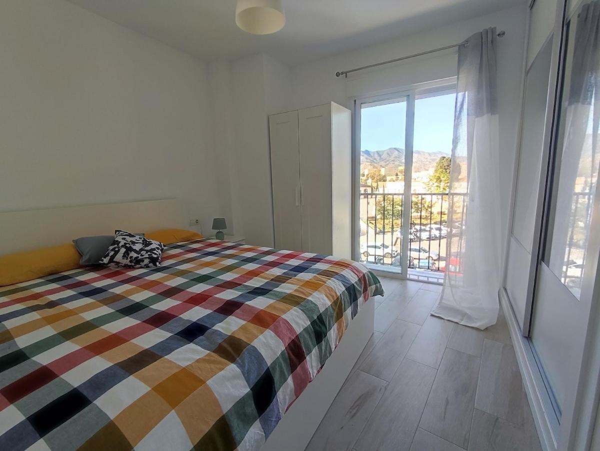 Bright Apartment In مالقة المظهر الخارجي الصورة
